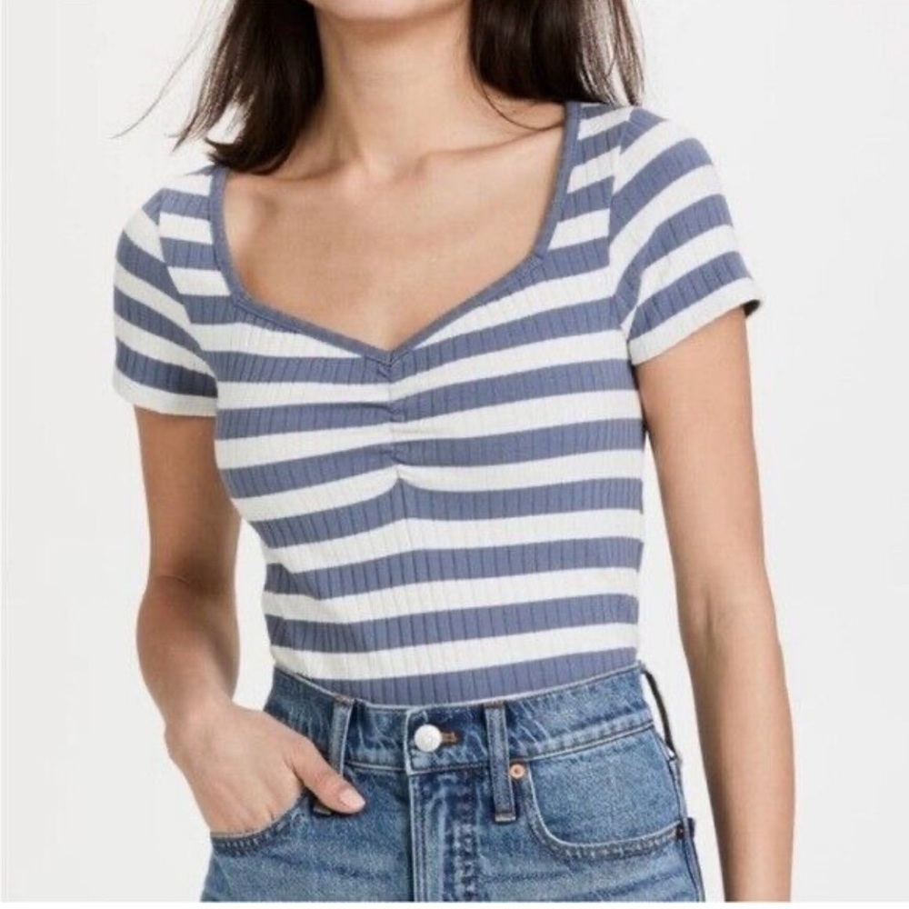 Madewell robbed sweet tee. Size XS